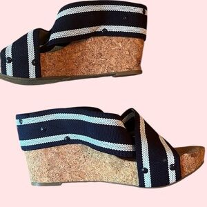 LUCKY BRAND🐝MILLER WEDGE SANDAL